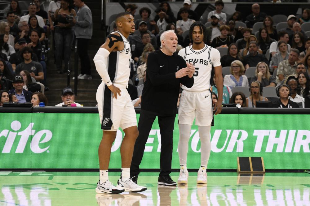 显了他们顽 显了他们顽