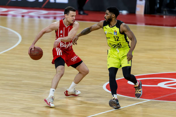 赛中拿下胜 赛中拿下胜