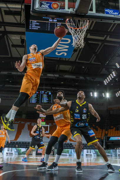 乌姆沙拉尔 乌姆沙拉尔